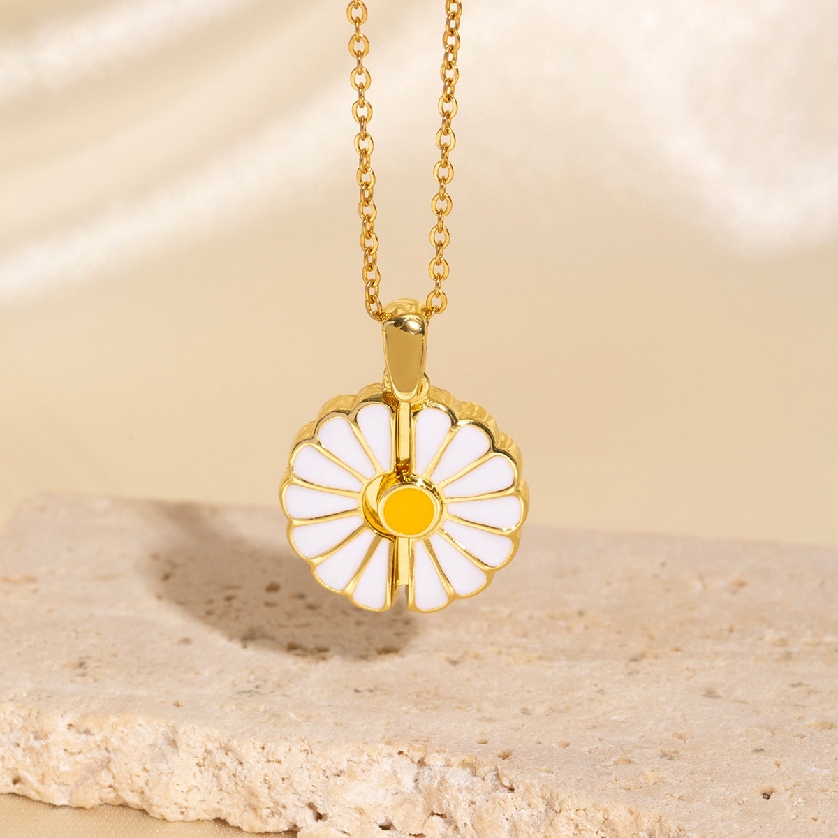 Daisy Fresh Sunflower Titanium Necklace